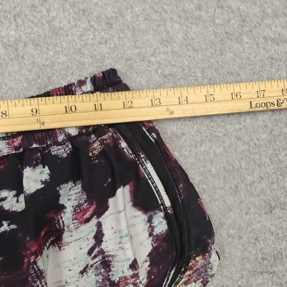 Lululemon Running Shorts Womens 6 Multicolor Print Lined Drawstring Zip Pocket - Picture 7 of 9